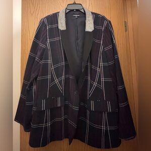 Women’s Plus Sz 24 blazer blue with burgundy and cream lines.